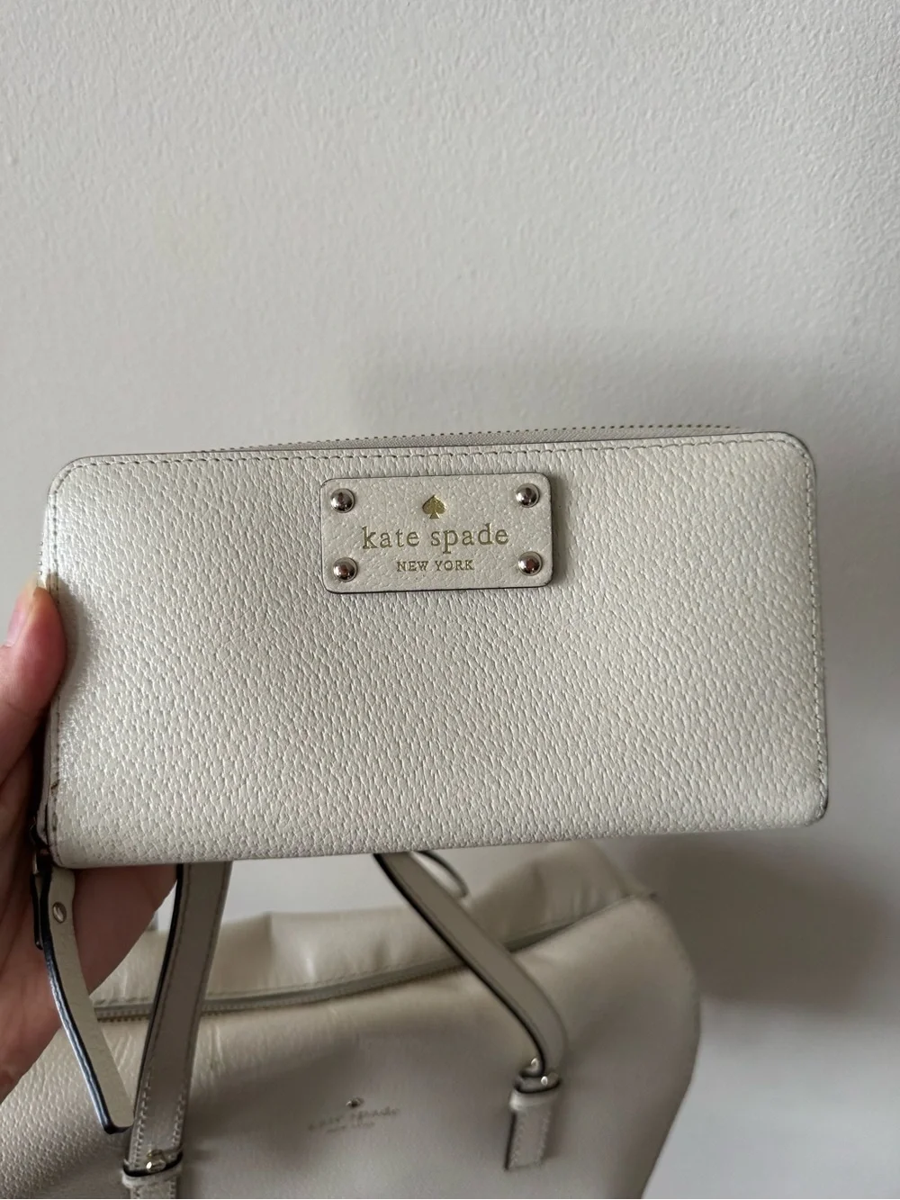 kate spade Cream Leather Grand Street Bag with Wellesley Neda Matching Wallet